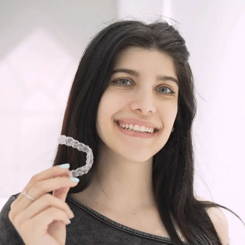 Dental Studio: dentist in Umm Suqeim 2 - clear aligners in Dubai