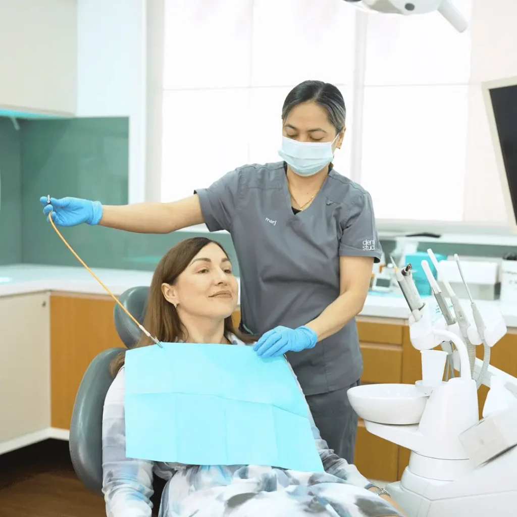 Dental Studio: dentist in Umm Suqeim 2 - Teeth whitening in Dubai