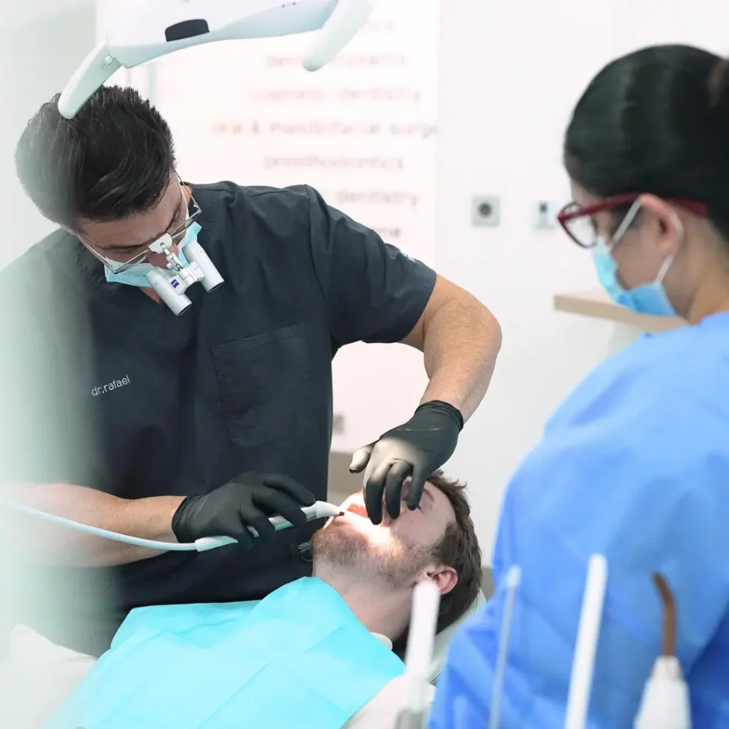 Root Canal Treatment 11 Dental implants in Dubai - Endodontist in Dubai - dentist in JBR The Walk
